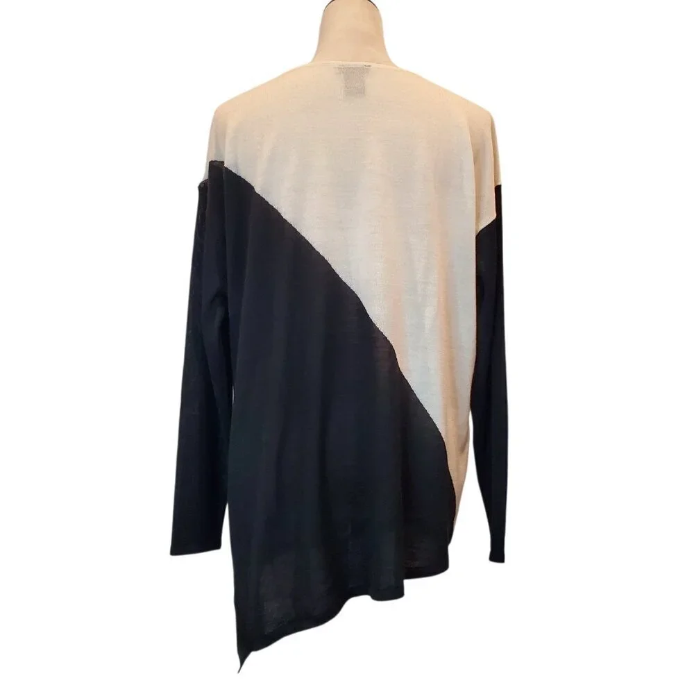 ANN TAYLOR SZ L Women's Wool Blend Lightweight Asymmetrical Black Ivory Sweater